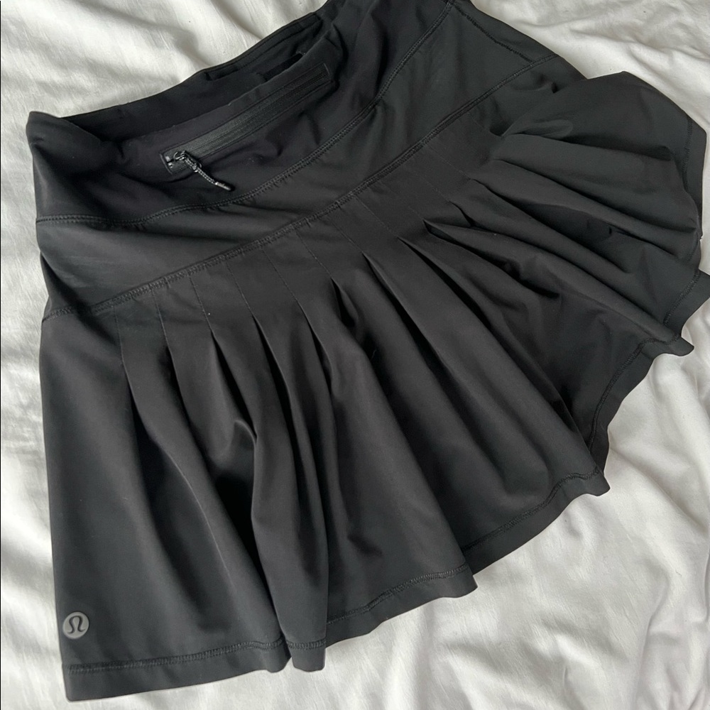 Lululemon tennis skirt black